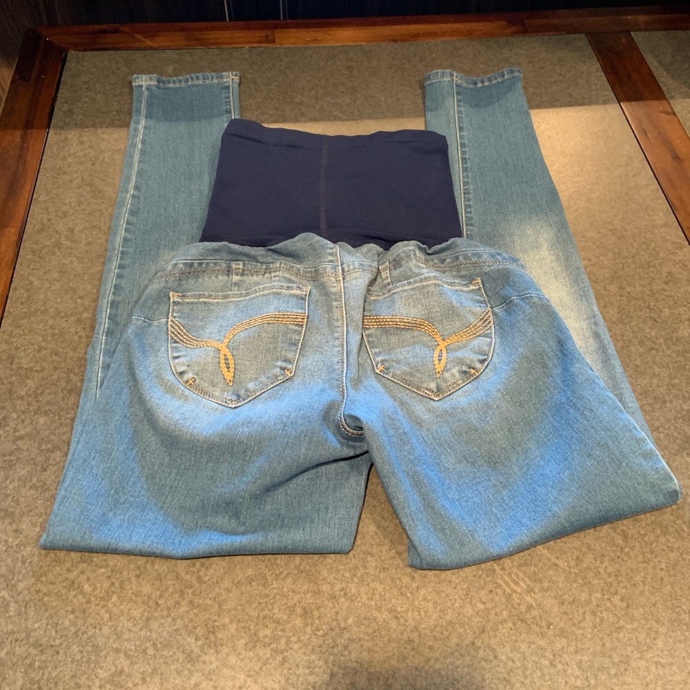 Maternity jeans